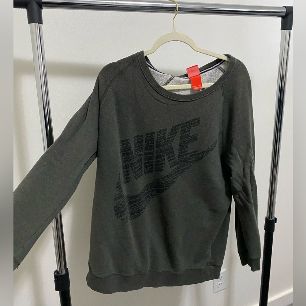 Nike crew neck